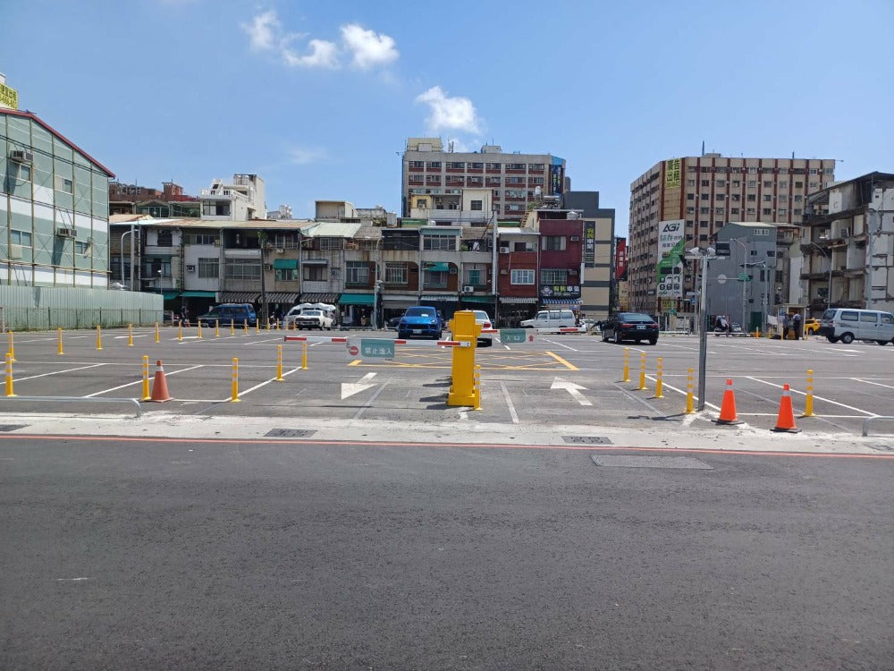 ViVi PARK-高雄長明街二站1場