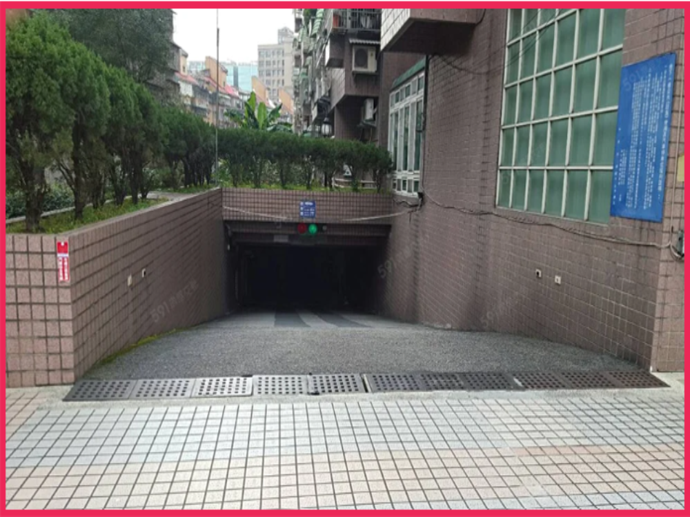 自售產權獨立內湖江南街週邊機能好停車位 - 停車市場