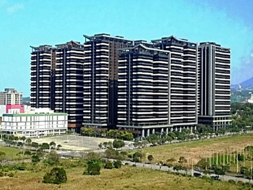 海洋都心平面車位~月租1800元