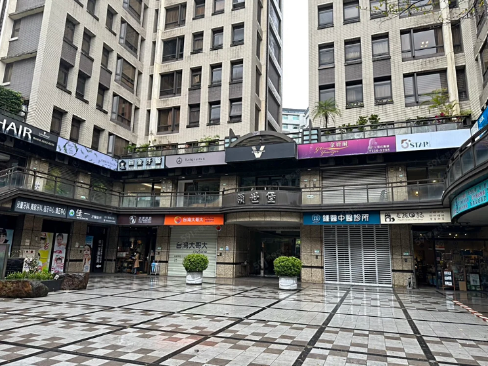 葫洲站超值坡平車位 - 停車市場