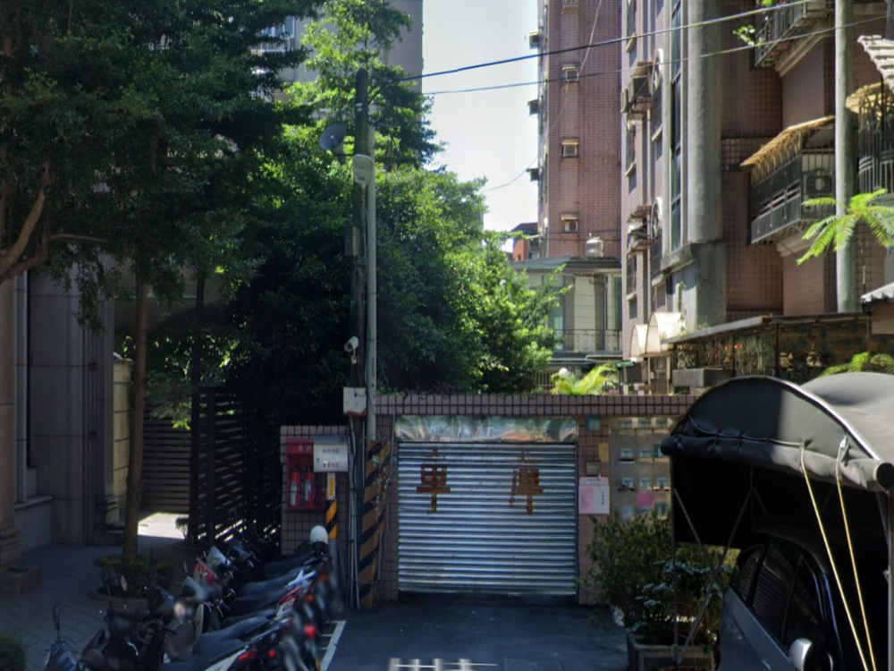 永和衞生所邊獨立進出