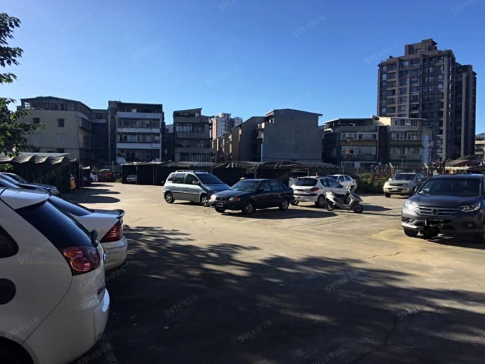 ★稀有出租康寧路一段214號露天平面車位