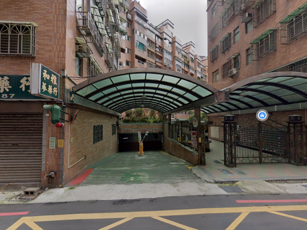 永和市保順路凱旋門社區坡道機械式 - 停車市場