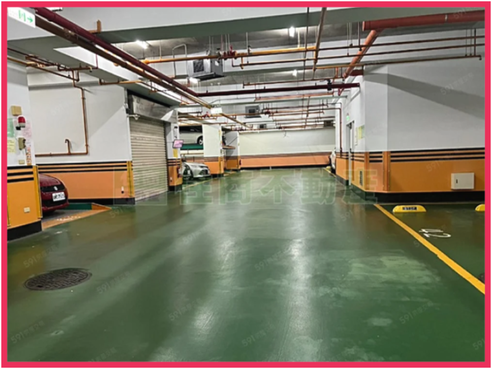 🚗仁愛帝寶旁坡機車位🚗