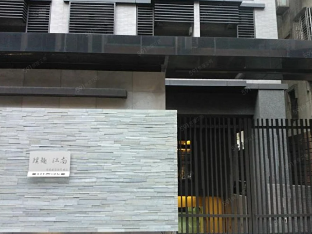 羅斯福路~~璞趣小豪宅車位出租