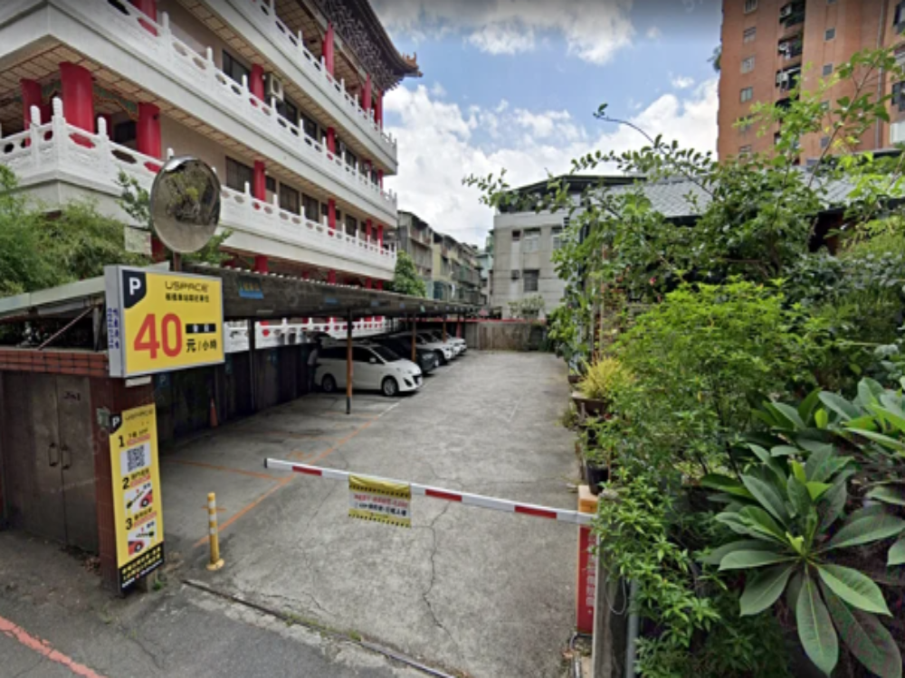近板橋車站新板特區平面大車位