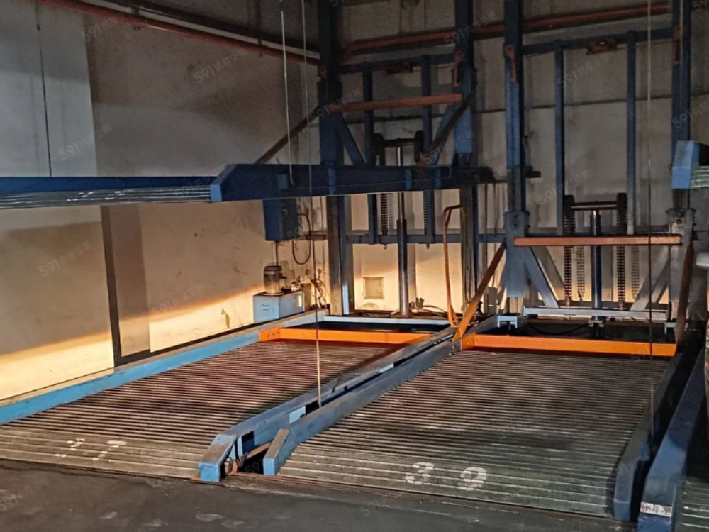 龍鳳雙星機械停車位出租-降價了