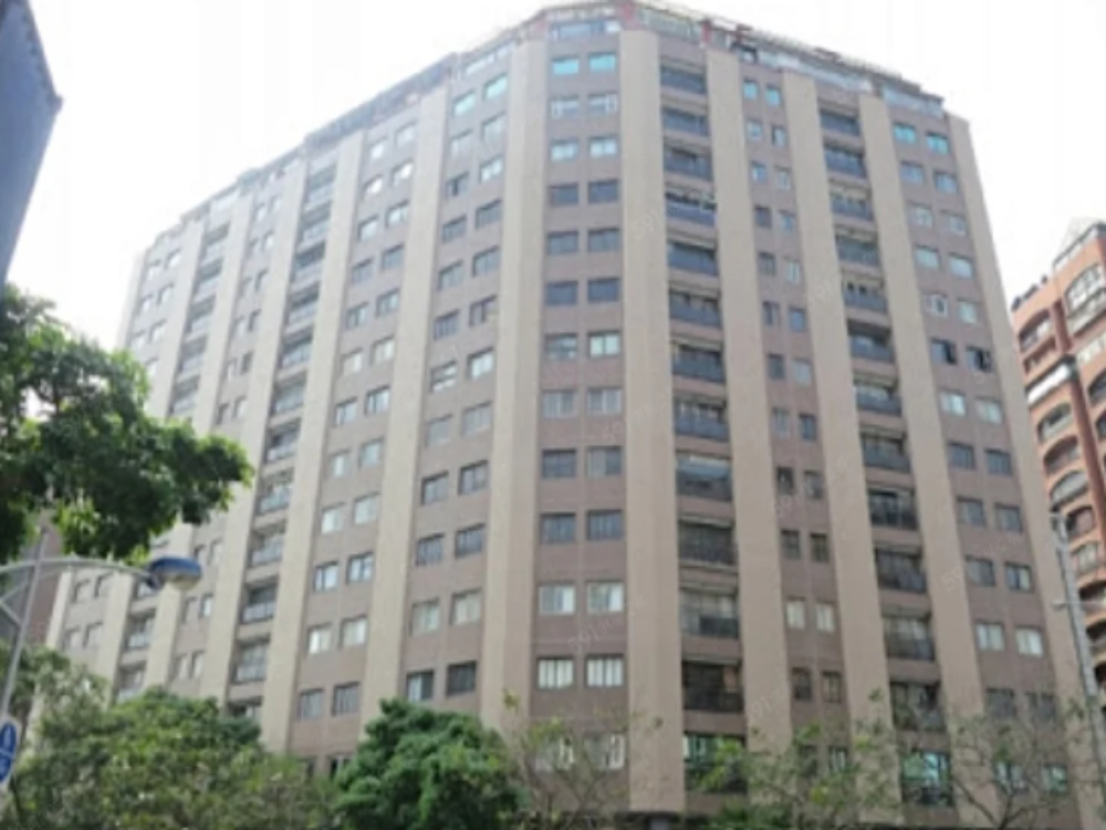 中榮大樓地下二樓平面車位(車坐電梯下)