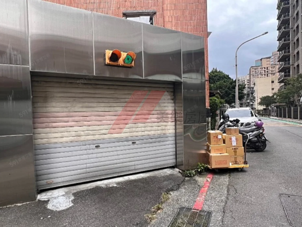 美樂*大安近遠企車位*六張犁站稀有釋出*