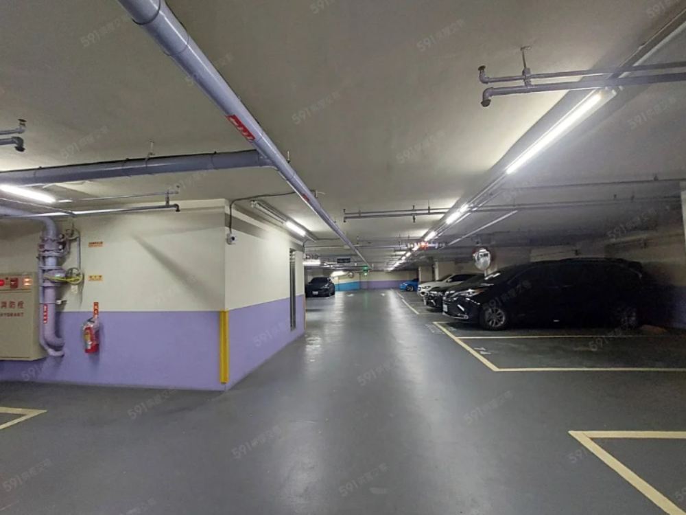 華爾道夫坡平車位~極稀少出租,要快💫