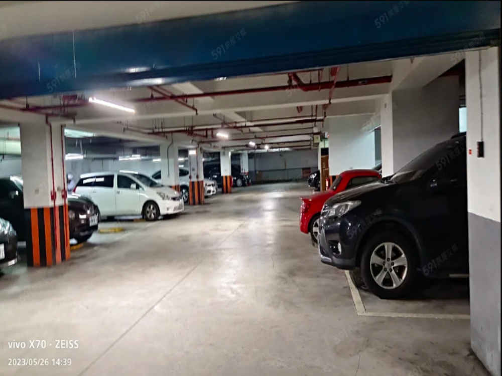 力霸坡道平面車位