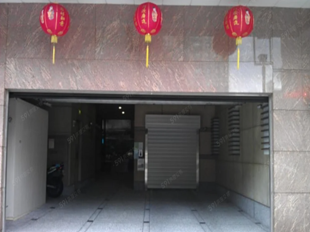 屋主售市中心昇陽建設機械車位僅售99萬