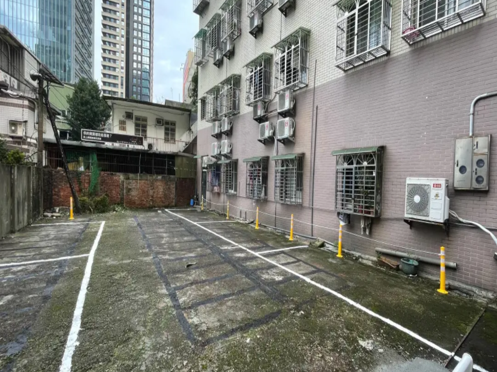 USPACE-板橋海山郵局後巷車位【大型重機】 - 停車市場