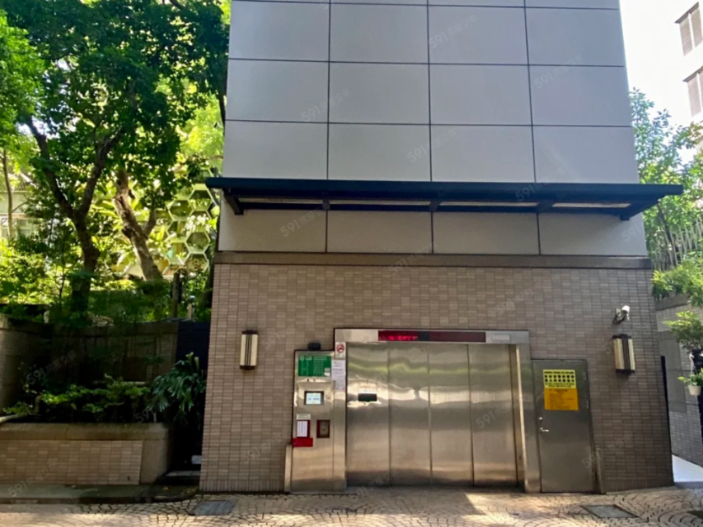 仁愛路二段獨立產權超值車位(非休旅車) - 停車市場