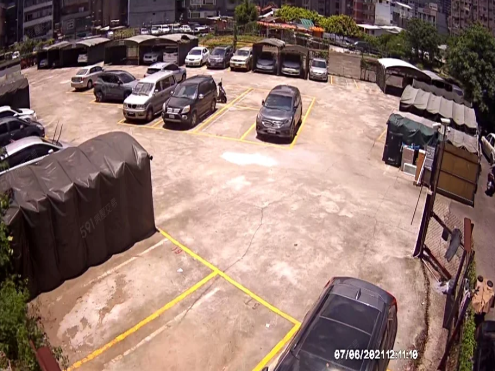 ★稀有出租康寧路一段214號露天平面車位