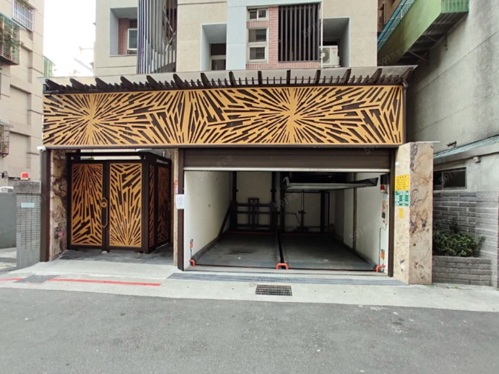 興雅國小旁.永吉路靜巷車位(可停休旅)