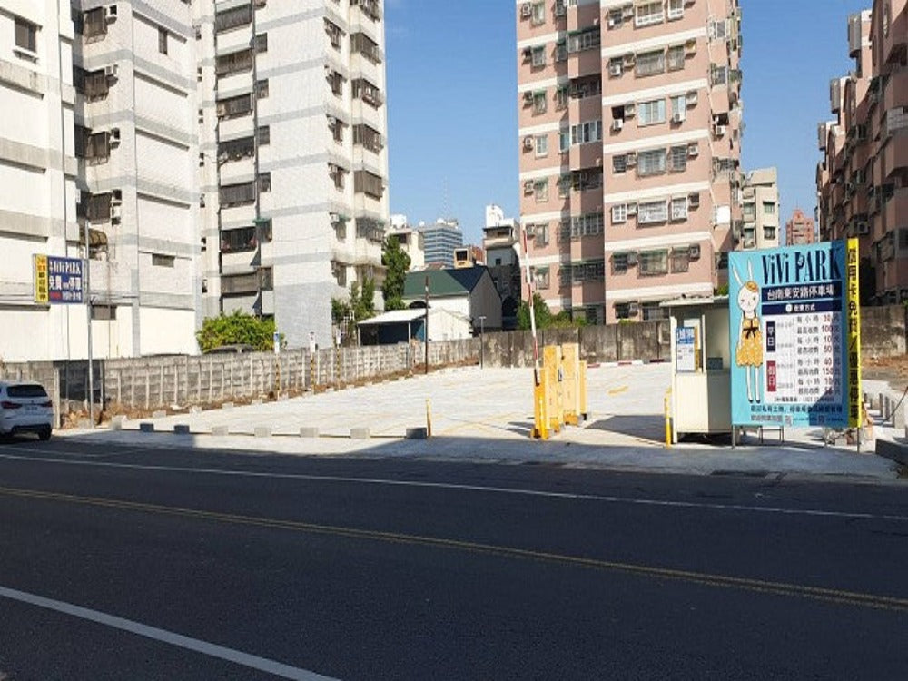 ViVi PARK-台南東安路停車場