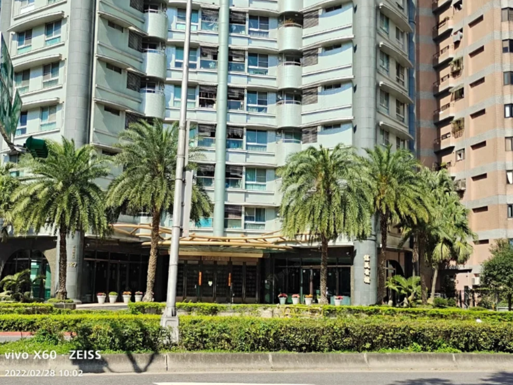 信義香榭大樓地下室車位