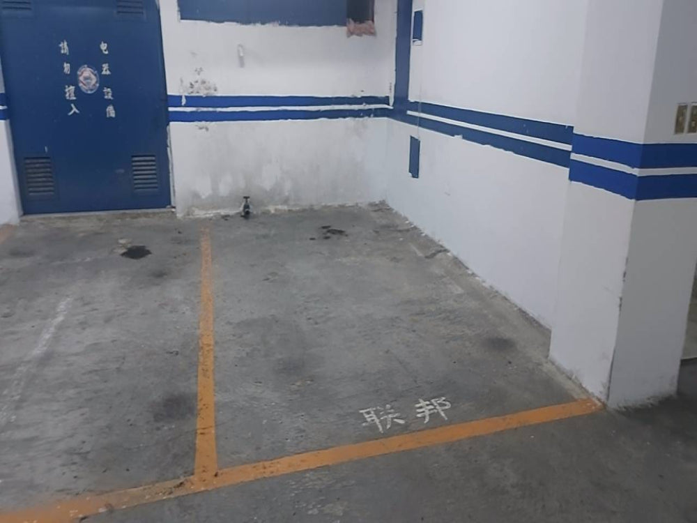 敦化安和路口,平面車位