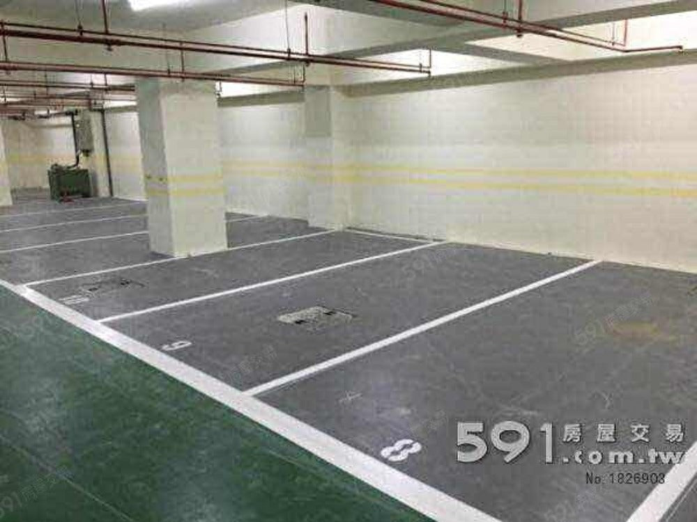 【土城工業區/頂埔30秒】平面好停大車位 - 停車市場
