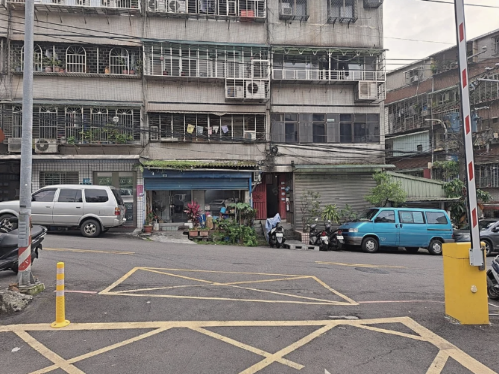 Lucky Parking-土城國際路平面停車場(另有季繳優惠) - 停車市場
