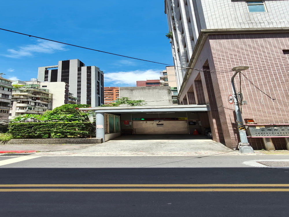 近復興南路,自用投資兩相宜