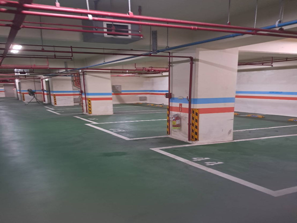 近內湖舊宗路一段 休旅車可