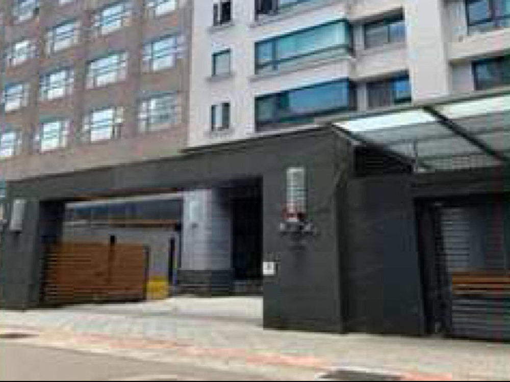 明湖國中小旁、民權東路六段室內車位,休旅車可停含管