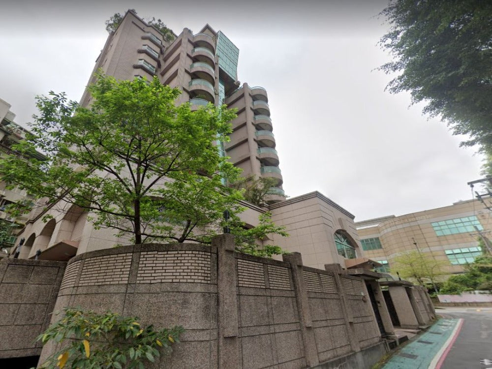 USPACE-萬隆站花木批發市場旁平面車位 - 停車市場