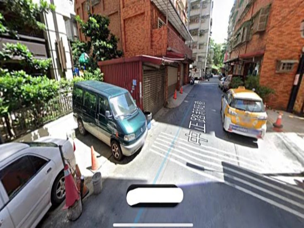 新莊區龍安路一樓戶外平面車位 - 停車市場