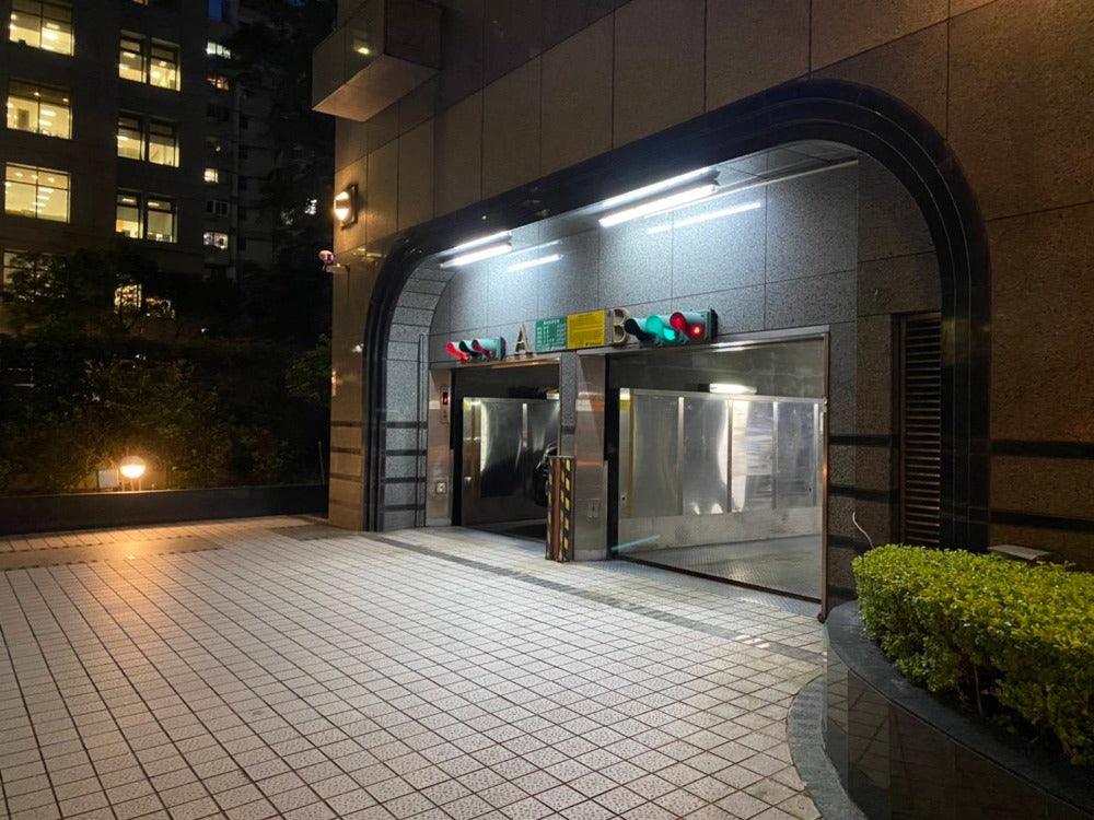 ★地點極佳★信義路五段機械車位出租 - 停車市場