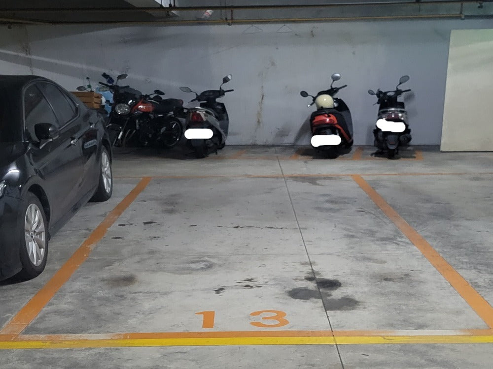 板橋四川路二段鴻龍大樓坡道平面車位出租