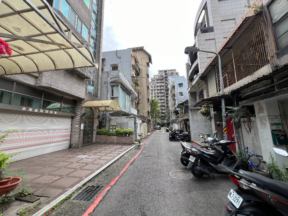 忠孝復興SOGO、微風商圈機械式車位