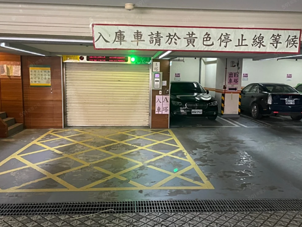 大安路仁愛A+坡道機械車位出租