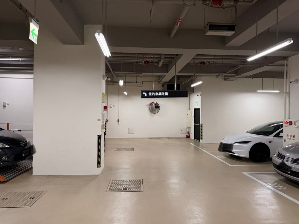 重新路一段 台北橋一下就到 ，新大樓B4車位出租