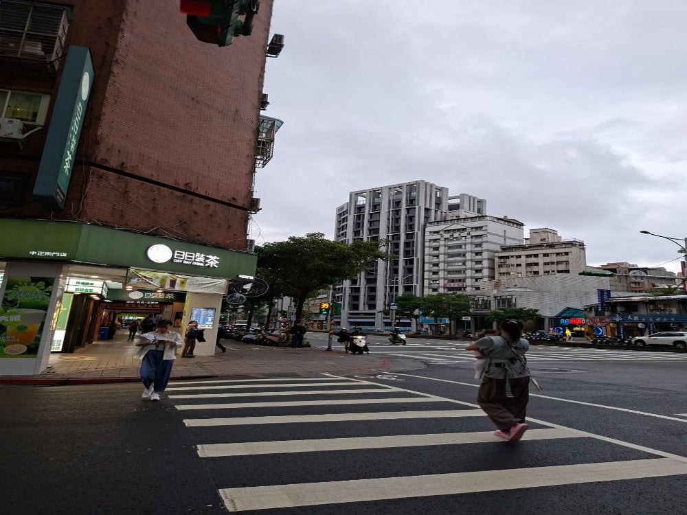 鄰近捷運中正紀念堂站及南門市場，獨立坡道平面，出入方便