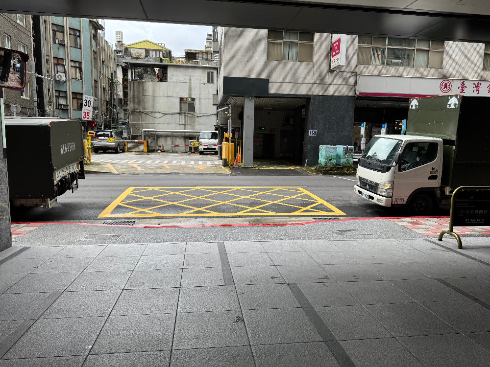 轎車車位 出租 租金包含保養費