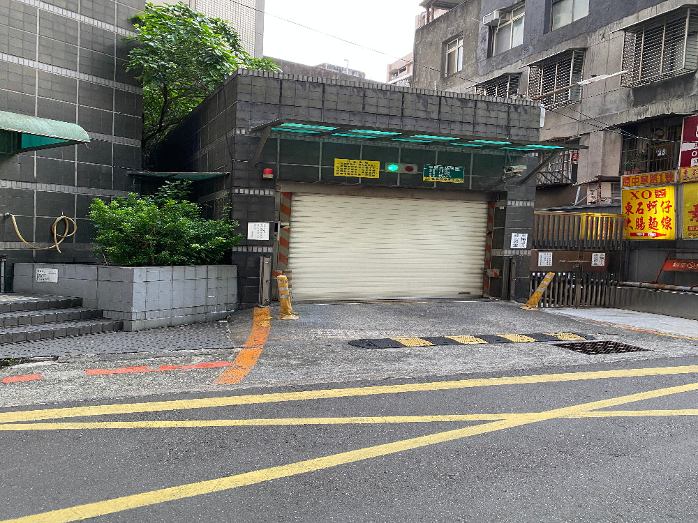 新店區公所捷運共構宅 交通便利，長期租用另有優惠