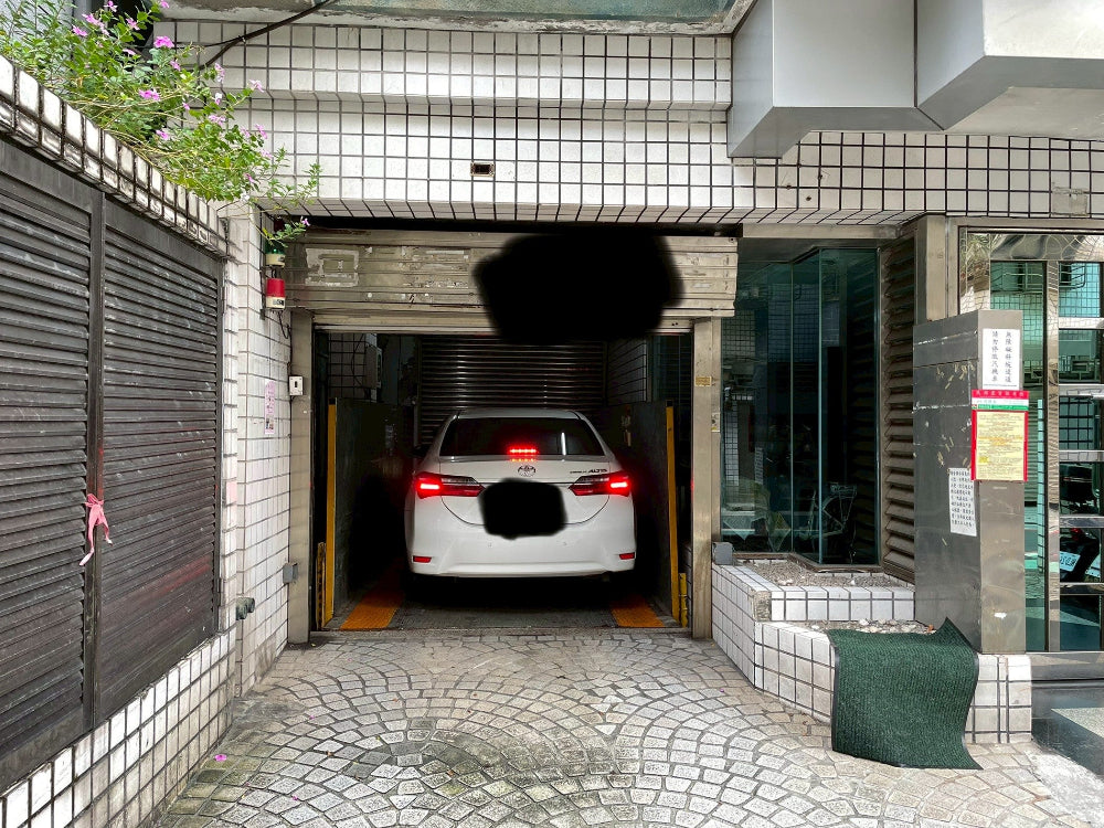 <建國花市旁，固定車位，年繳優惠>