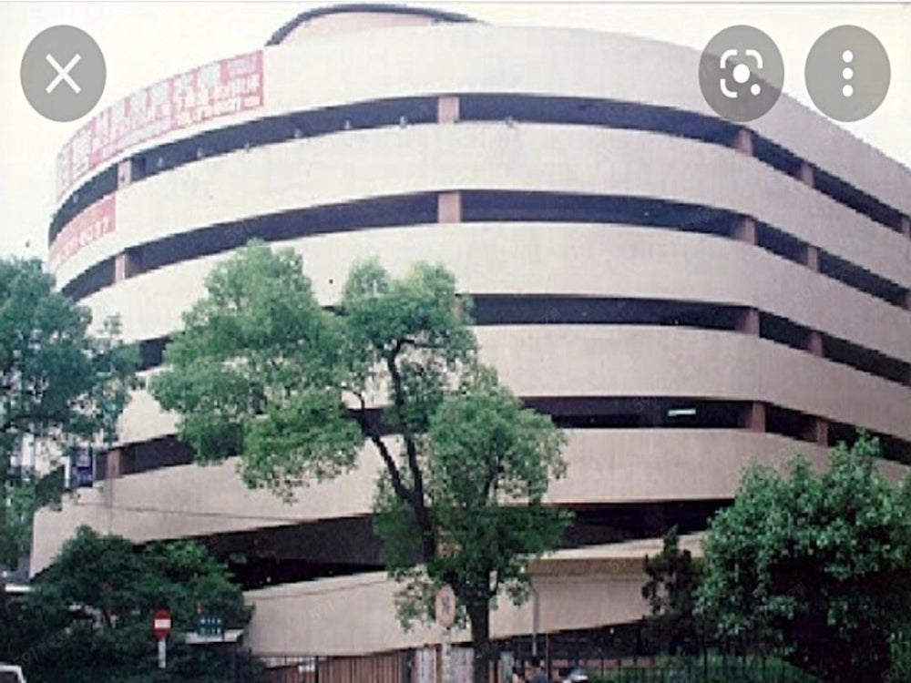 仰德停車場二樓車道室內平面大車位，進出獨立車道