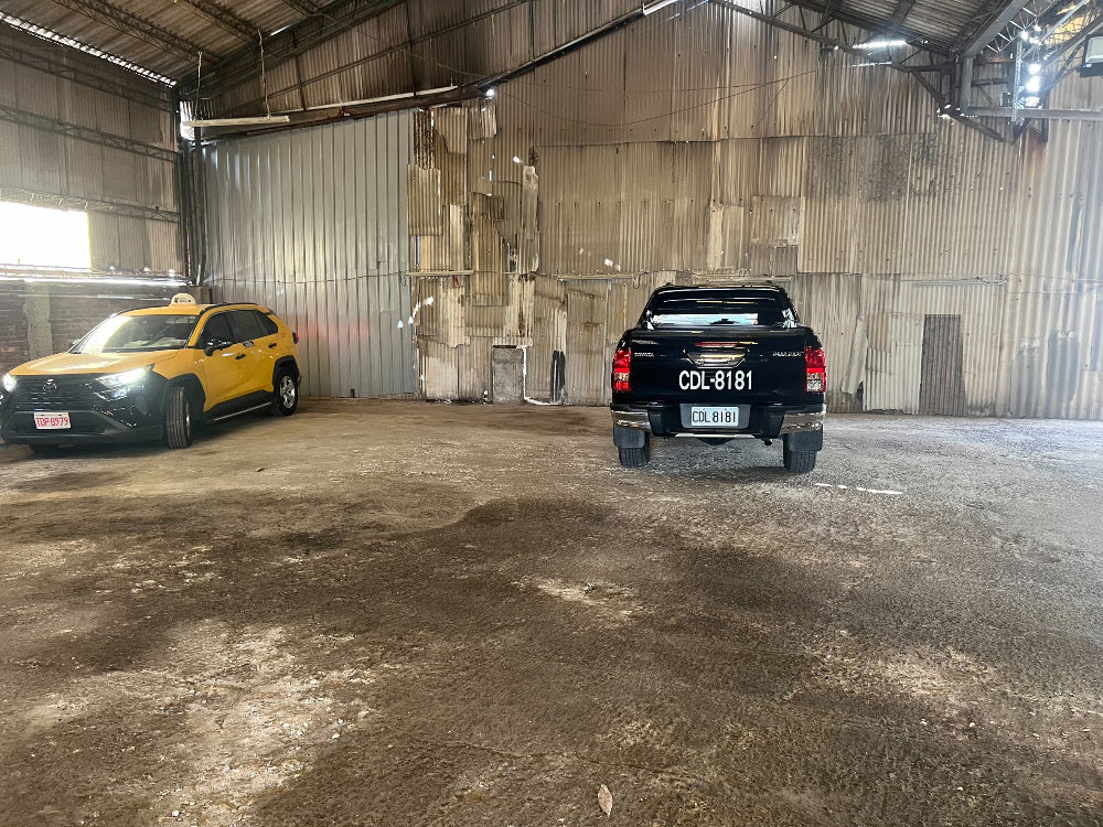 近樹林端浮州橋下，戶外停車格 室內停車格皆有